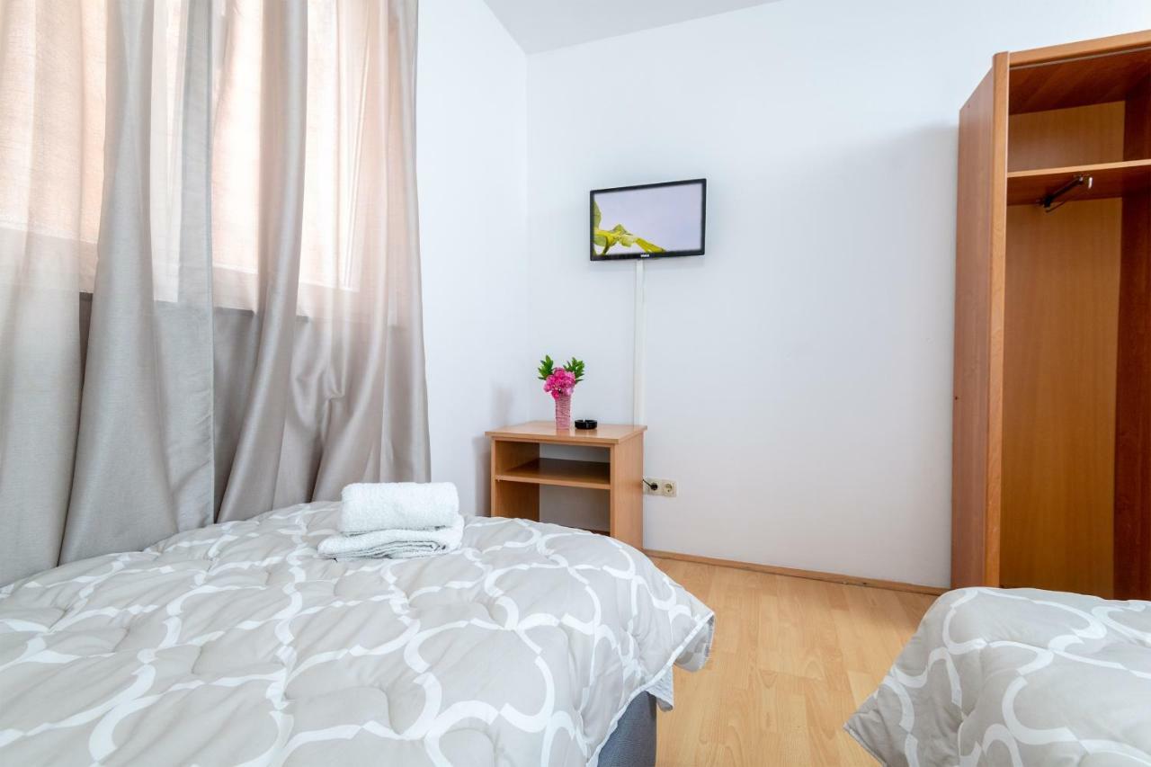 Motel More Neum Bagian luar foto