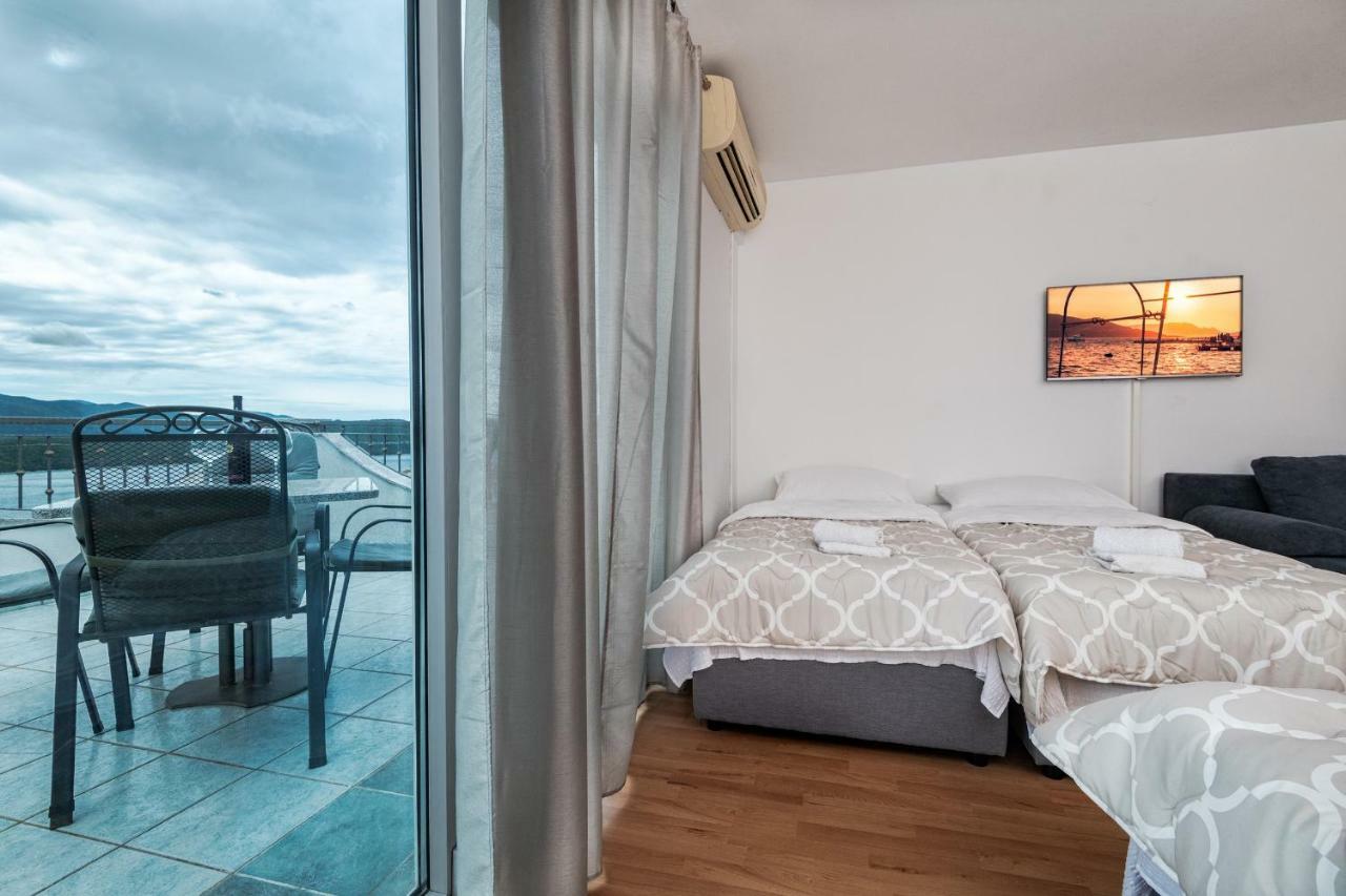 Motel More Neum Bagian luar foto